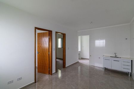 Sala e Cozinha de apartamento para alugar com 2 quartos, 40m² em Vila Ré, São Paulo