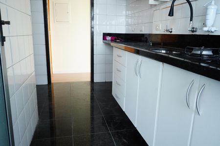 Apartamento para alugar com 68m², 2 quartos e 1 vagaCozinha