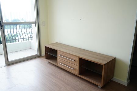 Apartamento para alugar com 68m², 2 quartos e 1 vagaSala