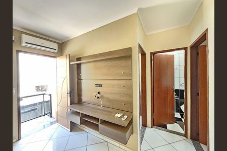Casa para alugar com 100m², 2 quartos e 3 vagas Casa para alugar com 100m², 2 quartos e 3 vagasSala
