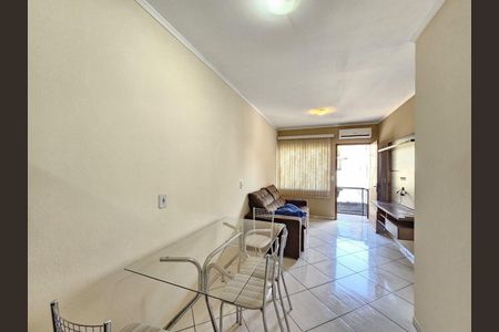 Casa para alugar com 100m², 2 quartos e 3 vagas Casa para alugar com 100m², 2 quartos e 3 vagasCozinha