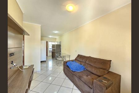 Casa para alugar com 100m², 2 quartos e 3 vagas Casa para alugar com 100m², 2 quartos e 3 vagasSala