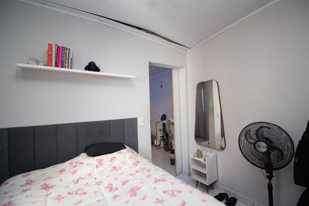 Casa para alugar com 12m², 2 quartos e 1 vagaQuarto 1