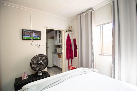 Quarto 2 de casa à venda com 2 quartos, 12m² em Vila Iorio, São Paulo