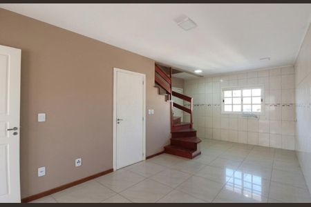 Sala / Cozinha  de casa para alugar com 3 quartos, 176m² em Centro, Gravataí