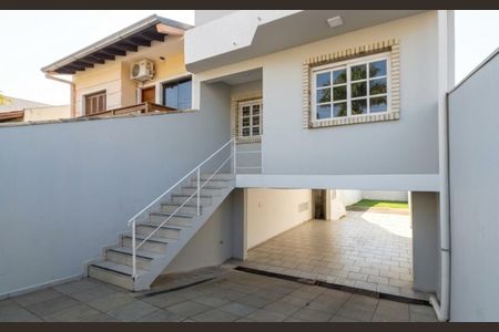 Casa para alugar com 176m², 3 quartos e 3 vagas