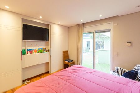 Casa de condomínio para alugar com 460m², 4 quartos e 3 vagasSuíte 2