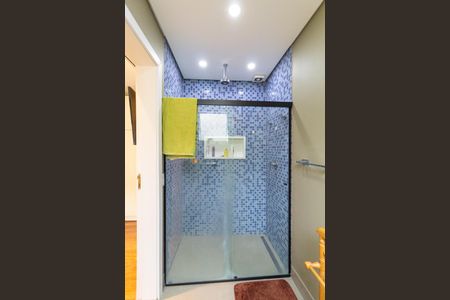 Casa de condomínio para alugar com 460m², 4 quartos e 3 vagasBanheiro da suíte 4