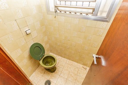 Casa para alugar com 322m², 4 quartos e 5 vagasLavabo