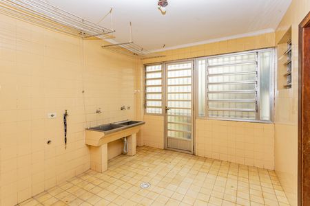 Casa para alugar com 322m², 4 quartos e 5 vagasÁrea de Serviço