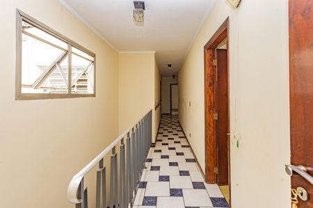 Casa para alugar com 322m², 4 quartos e 5 vagasCorredor