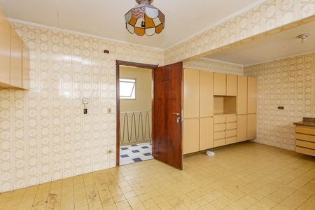 Casa para alugar com 322m², 4 quartos e 5 vagasCozinha