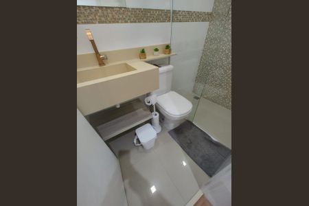 Banheiro de apartamento à venda com 3 quartos, 78m² em Vila Marina, Santo André
