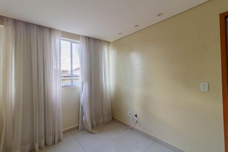 Apartamento para alugar com 47m², 2 quartos e 1 vagaQuarto 1