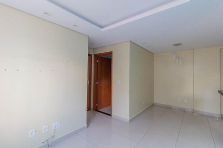 Apartamento para alugar com 47m², 2 quartos e 1 vagaSala