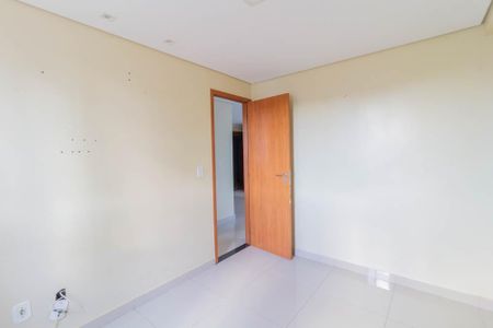 Apartamento para alugar com 47m², 2 quartos e 1 vagaQuarto 1