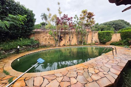 Casa para alugar com 460m², 5 quartos e 6 vagasÁrea externa