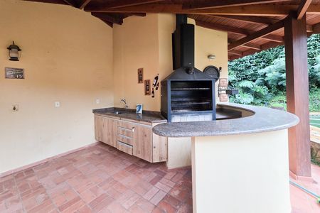 Casa para alugar com 460m², 5 quartos e 6 vagasÁrea externa