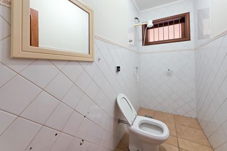 Casa para alugar com 460m², 5 quartos e 6 vagasÁrea de Serviço