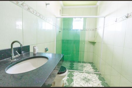 Casa para alugar com 139m², 2 quartos e 1 vaga Casa para alugar com 139m², 2 quartos e 1 vagaBanheiro Corredor