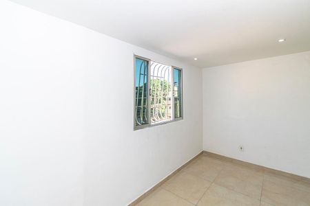 Sala de apartamento para alugar com 1 quarto, 38m² em Ramos, Rio de Janeiro