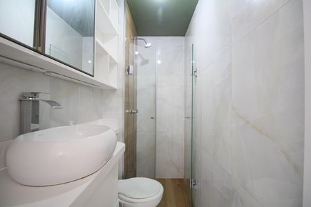 Banheiro de apartamento para alugar com 2 quartos, 31m² em Jardim Monte Kemel, São Paulo