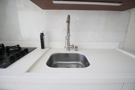Cozinha de apartamento para alugar com 2 quartos, 31m² em Jardim Monte Kemel, São Paulo