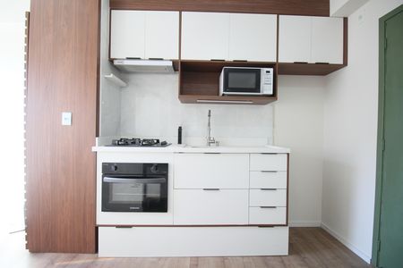 Cozinha de apartamento para alugar com 2 quartos, 31m² em Jardim Monte Kemel, São Paulo
