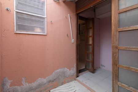 Casa de condomínio para alugar com 58m², 2 quartos e sem vagaQuintal