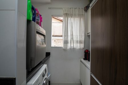 Apartamento para alugar com 68m², 3 quartos e 1 vagaÁrea de Serviço