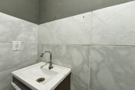 Casa à venda com 245m², 3 quartos e 2 vagas Casa à venda com 245m², 3 quartos e 2 vagasCasa 2 - Banheiro
