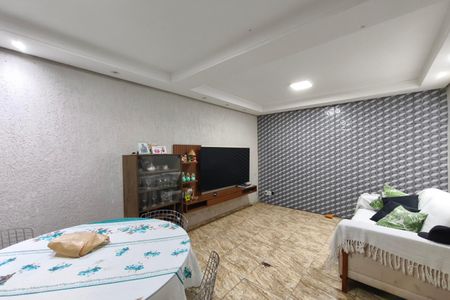Sala de casa à venda com 3 quartos, 245m² em Conjunto Habitacional Padre Anchieta, Campinas