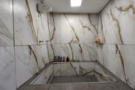 Casa à venda com 245m², 3 quartos e 2 vagas Casa à venda com 245m², 3 quartos e 2 vagasBanheiro Suíte