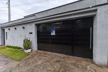 Casa à venda com 245m², 3 quartos e 2 vagas Casa à venda com 245m², 3 quartos e 2 vagasFachada