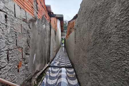 Casa à venda com 245m², 3 quartos e 2 vagas Casa à venda com 245m², 3 quartos e 2 vagasCasa 2 - Corredor Quintal