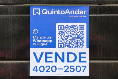 Casa à venda com 245m², 3 quartos e 2 vagas Casa à venda com 245m², 3 quartos e 2 vagasPLACA INSTALADA NA FACHADA