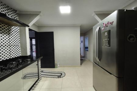 Casa à venda com 245m², 3 quartos e 2 vagas Casa à venda com 245m², 3 quartos e 2 vagasCozinha