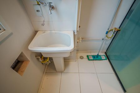 Apartamento à venda com 48m², 2 quartos e 1 vagaÁrea de Serviço