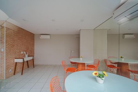 Apartamento à venda com 48m², 2 quartos e 1 vagaÁrea comum - Salão de festas