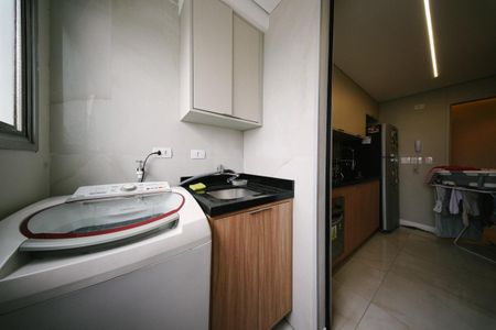 Apartamento para alugar com 58m², 2 quartos e 1 vaga Apartamento para alugar com 58m², 2 quartos e 1 vagaCozinha e Área de Serviço