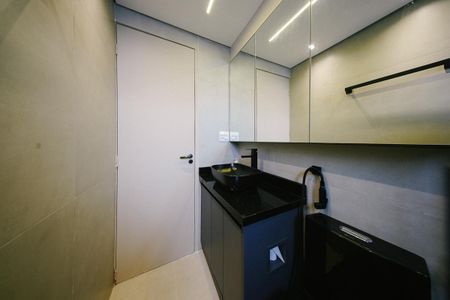 Apartamento para alugar com 58m², 2 quartos e 1 vaga Apartamento para alugar com 58m², 2 quartos e 1 vagaBanheiro