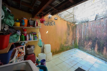 Casa de condomínio à venda com 90m², 3 quartos e 2 vagasÁrea de Serviço