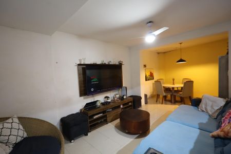 Casa de condomínio à venda com 90m², 3 quartos e 2 vagasSala de estar - Sala de Jantar