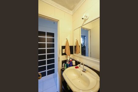 Casa de condomínio à venda com 90m², 3 quartos e 2 vagasBanheiro Social