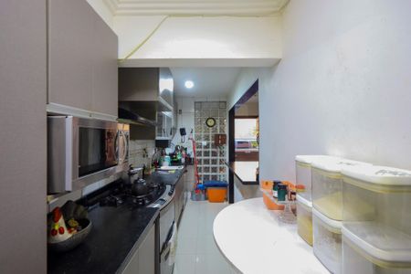 Casa de condomínio à venda com 90m², 3 quartos e 2 vagasCozinha
