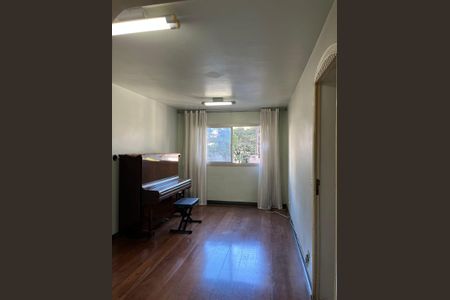 Apartamento à venda com 70m², 3 quartos e 1 vaga Apartamento à venda com 70m², 3 quartos e 1 vagaSala