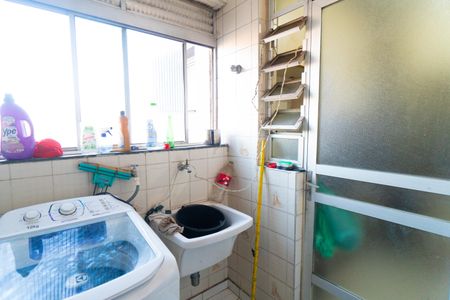 Apartamento à venda com 58m², 2 quartos e 1 vaga Apartamento à venda com 58m², 2 quartos e 1 vagaÁrea de serviço