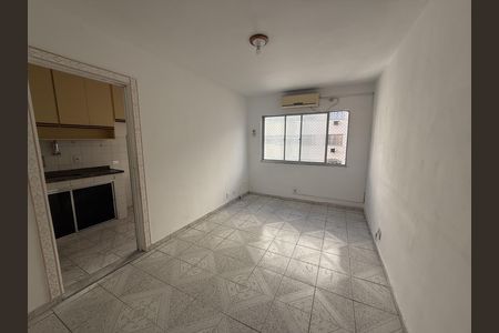 Sala de apartamento para alugar com 2 quartos, 55m² em Osvaldo Cruz, Rio de Janeiro