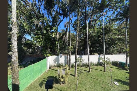 Casa de condomínio à venda com 65m², 2 quartos e 1 vagaVista