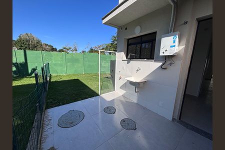 Casa de condomínio à venda com 65m², 2 quartos e 1 vagaÁrea de Serviço